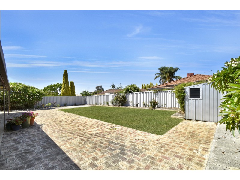 5 AZELIA STREET, Alexander Heights WA 6064