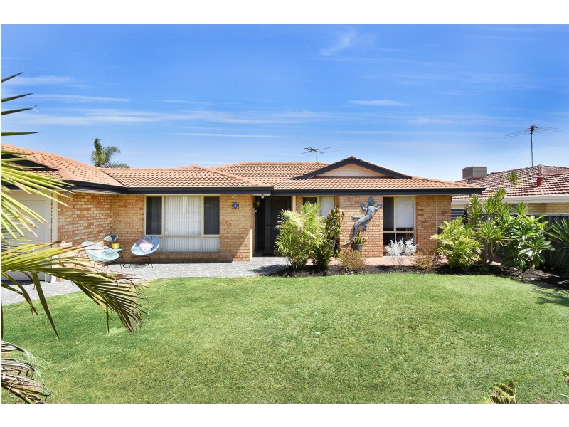 5 RIVER FIG PLACE, Alexander Heights WA 6064