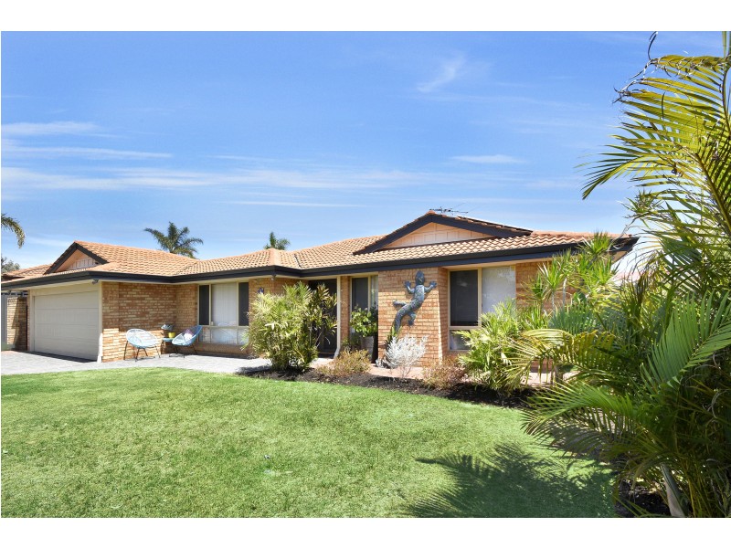 5 RIVER FIG PLACE, Alexander Heights WA 6064