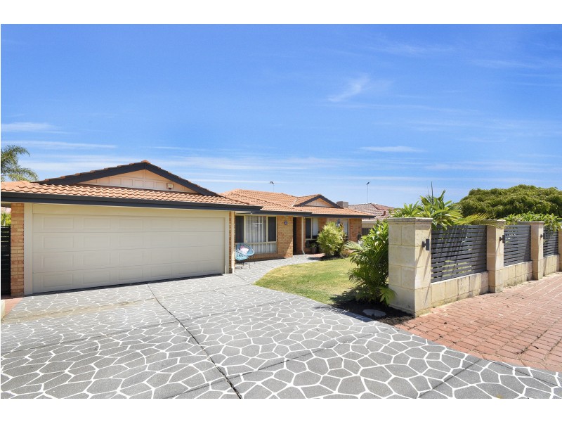5 RIVER FIG PLACE, Alexander Heights WA 6064