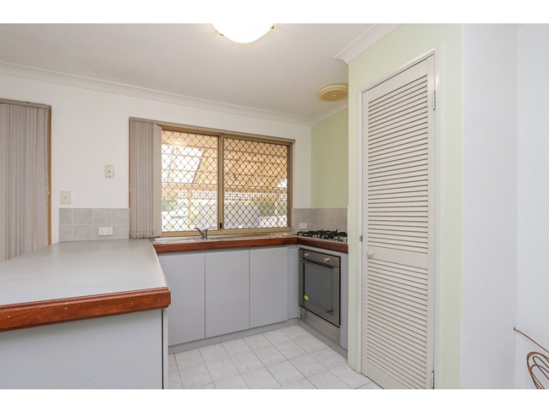 75 HILLCREST ROAD, Alexander Heights WA 6064