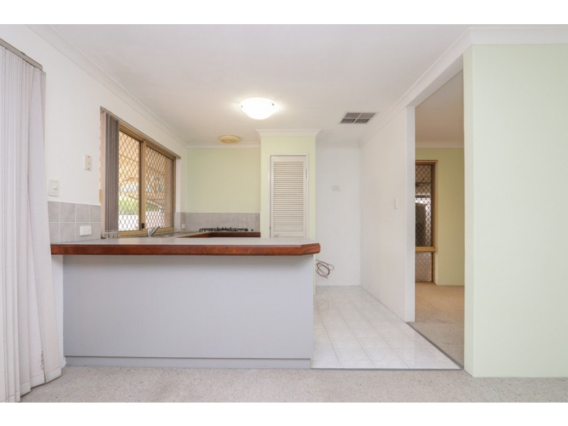 75 HILLCREST ROAD, Alexander Heights WA 6064