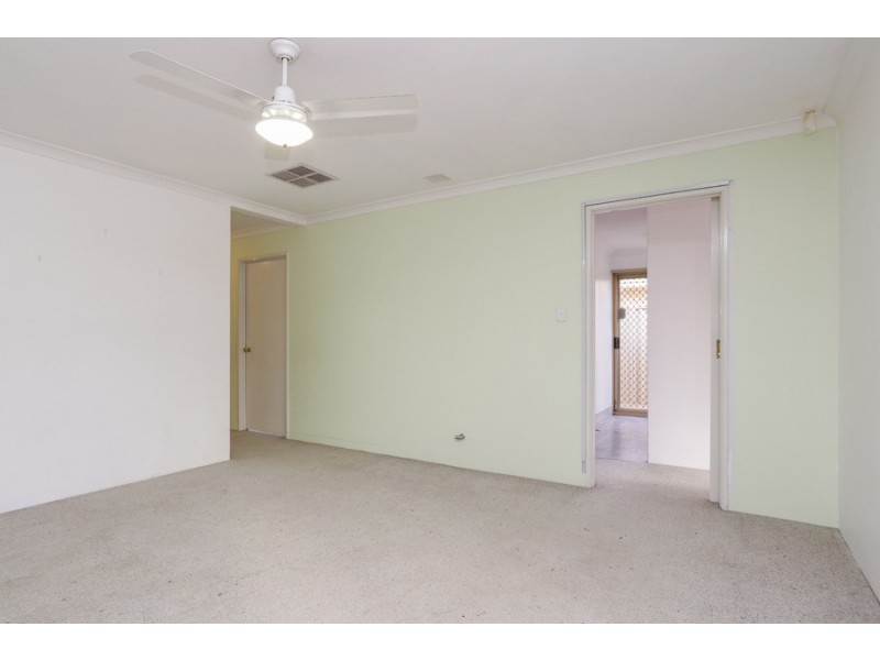 75 HILLCREST ROAD, Alexander Heights WA 6064