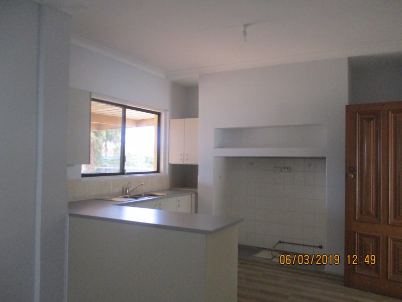 8 TRATTON STREET, Balga WA 6061