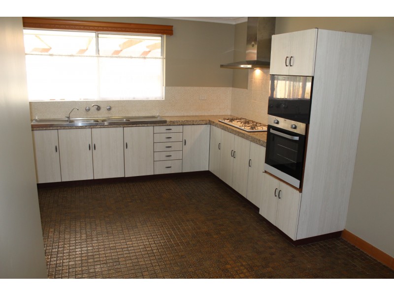 6 TREVITHICK CLOSE, Stirling WA 6021