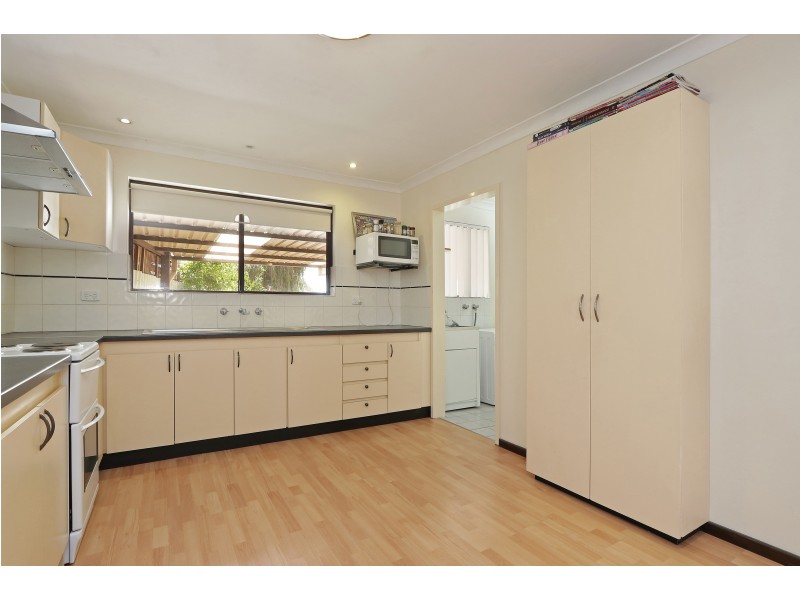 14A Dodds Place, Beechboro WA 6063