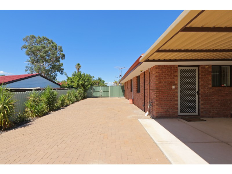 14A Dodds Place, Beechboro WA 6063