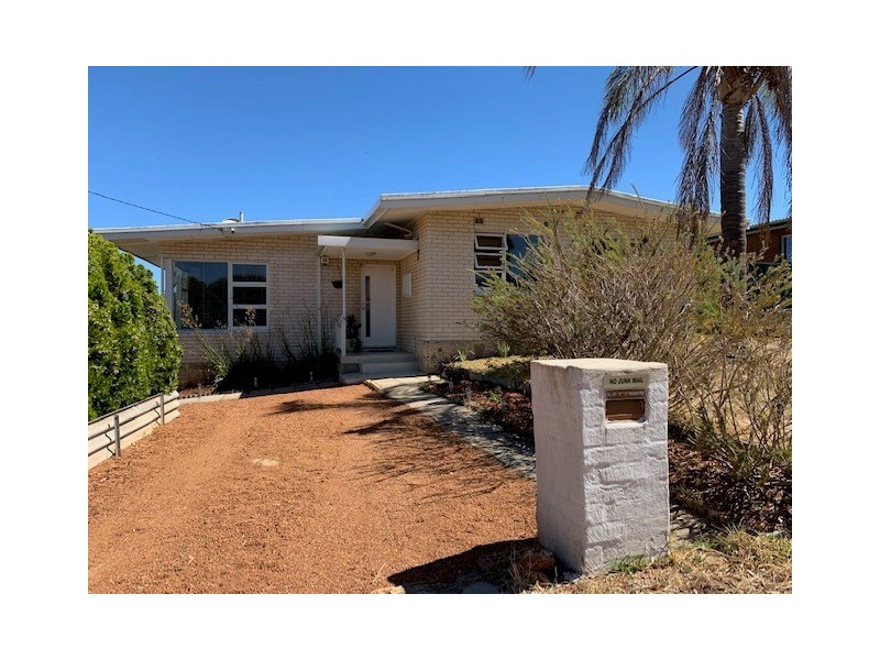 34 Denston Way, Girrawheen WA 6064