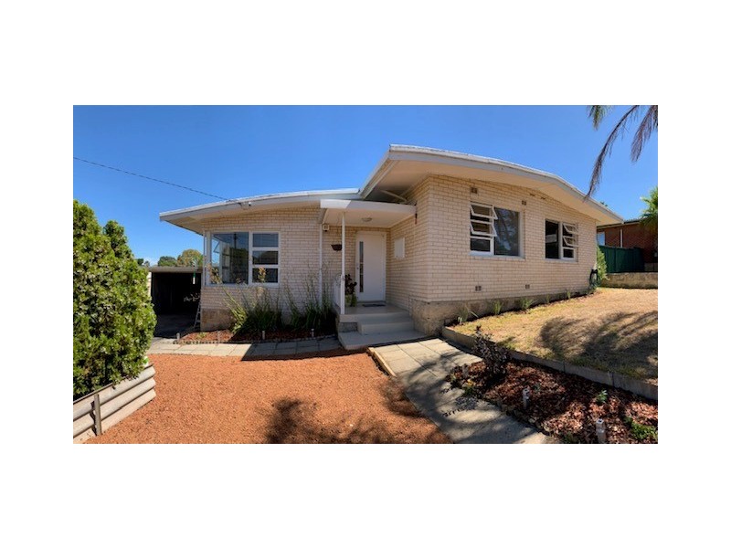 34 Denston Way, Girrawheen WA 6064