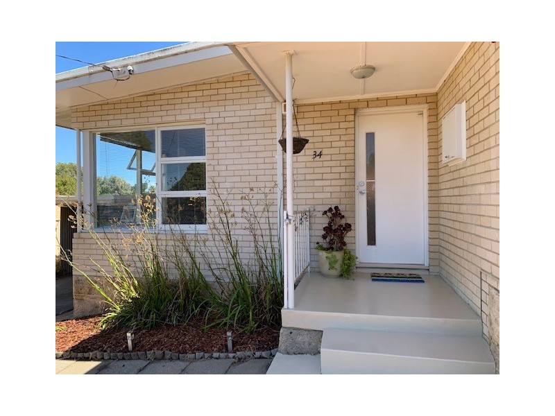 34 Denston Way, Girrawheen WA 6064