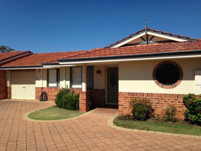 2/24 Daley Street, Yokine WA 6060