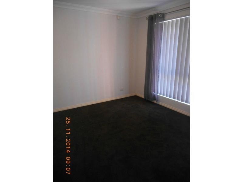 2/24 Daley Street, Yokine WA 6060