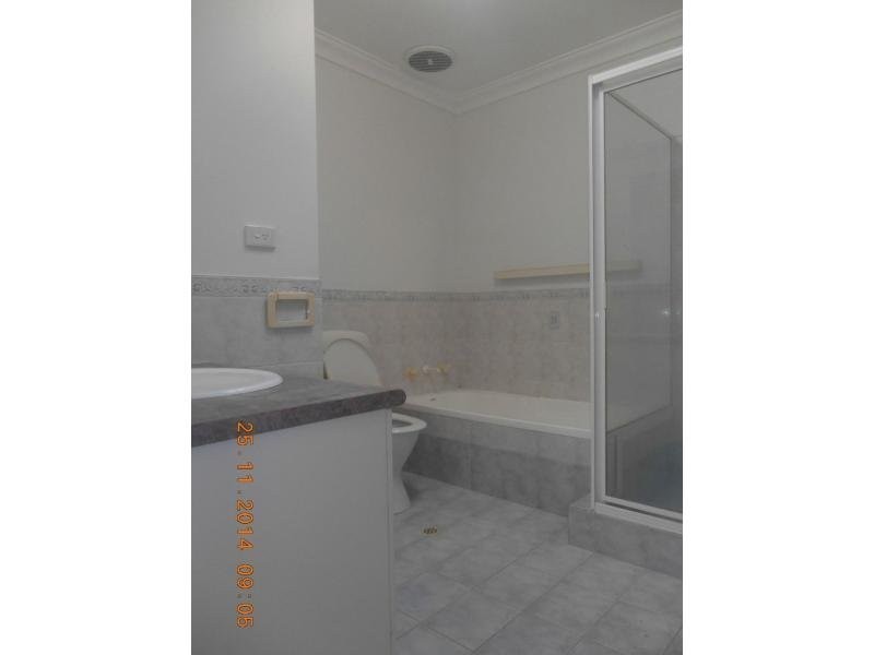 2/24 Daley Street, Yokine WA 6060