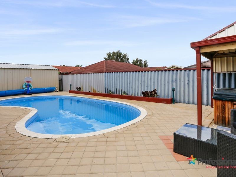 17 Saltwood Court, Ballajura WA 6066