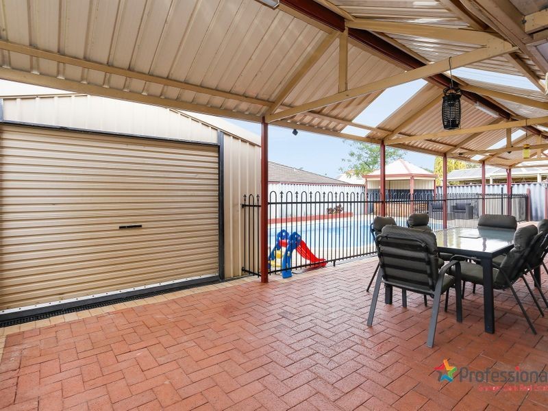 17 Saltwood Court, Ballajura WA 6066