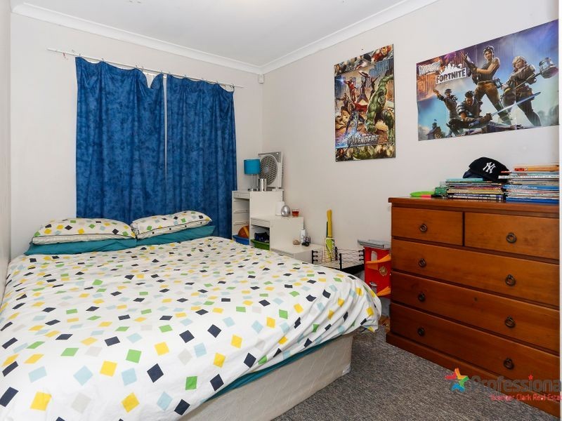 17 Saltwood Court, Ballajura WA 6066