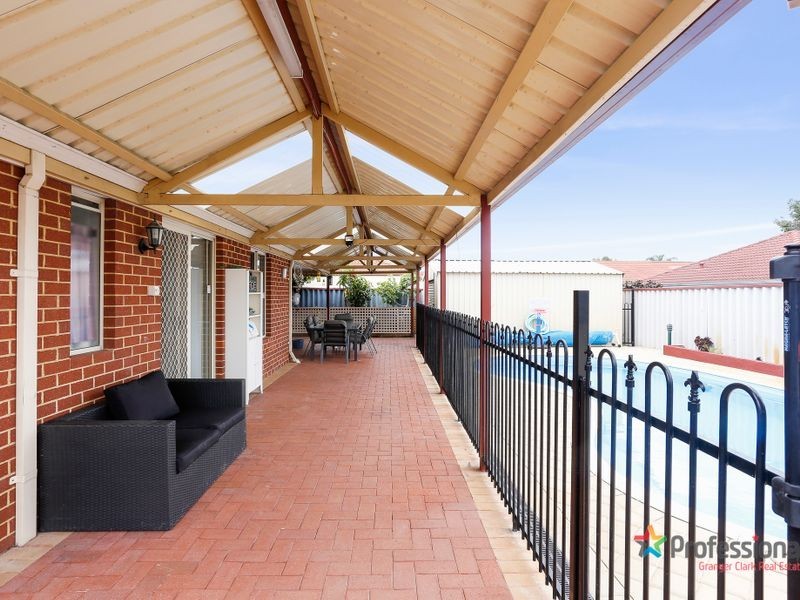17 Saltwood Court, Ballajura WA 6066