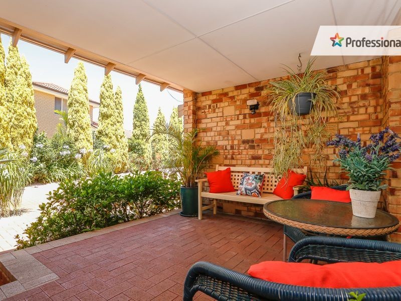 22 The Esplanade, Ballajura WA 6066