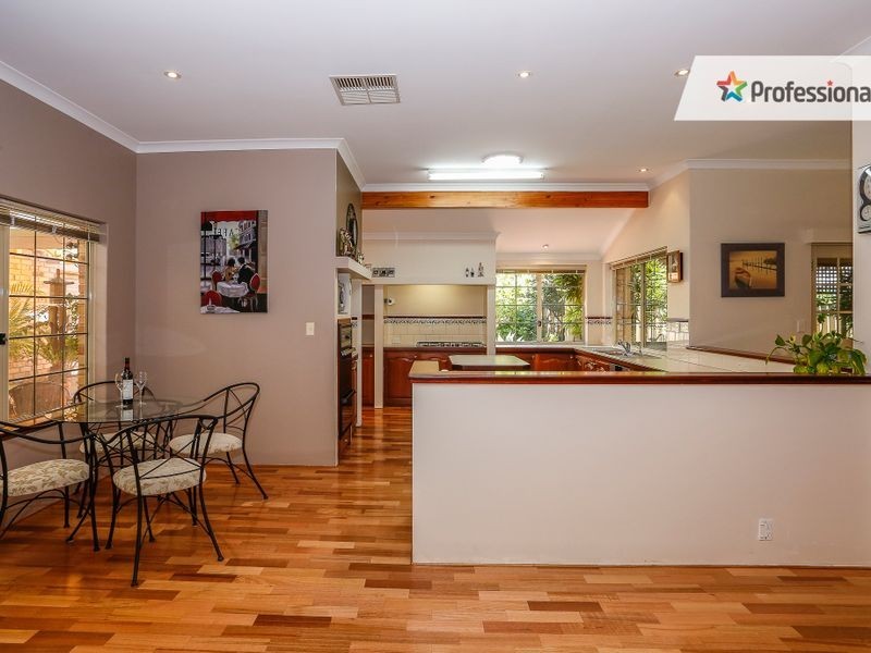 22 The Esplanade, Ballajura WA 6066