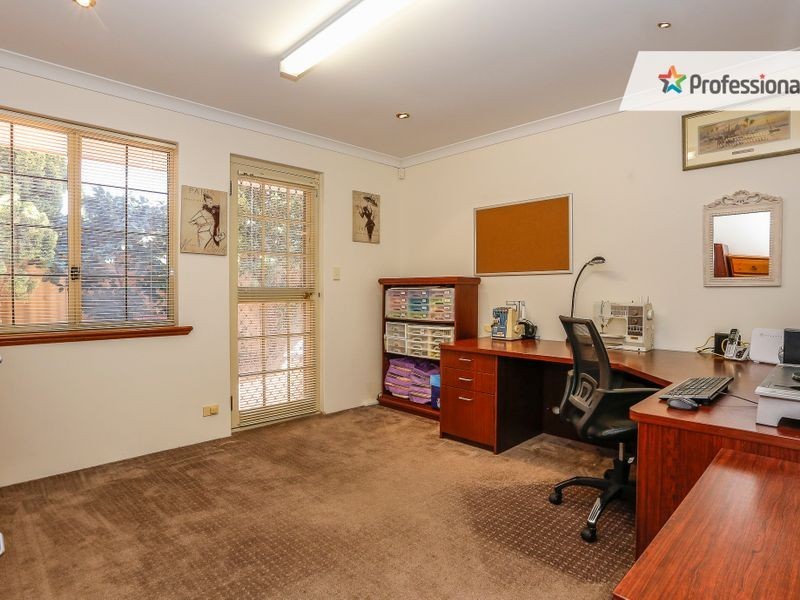 22 The Esplanade, Ballajura WA 6066
