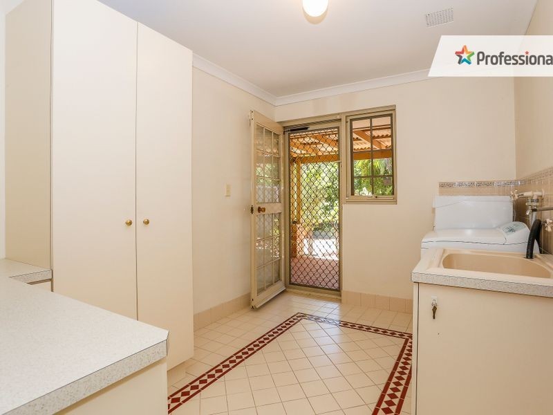 22 The Esplanade, Ballajura WA 6066