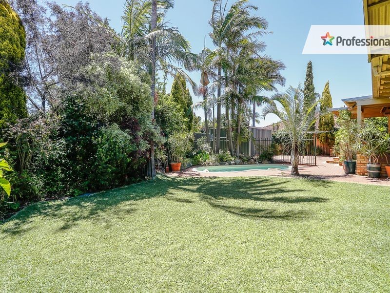 22 The Esplanade, Ballajura WA 6066