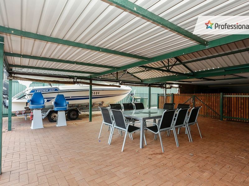 319 Summerlakes Parade, Ballajura WA 6066