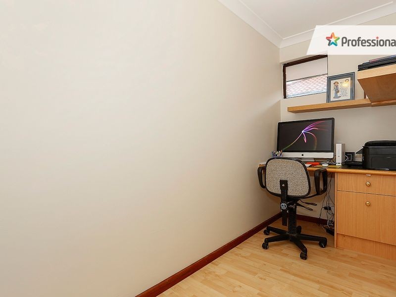 319 Summerlakes Parade, Ballajura WA 6066