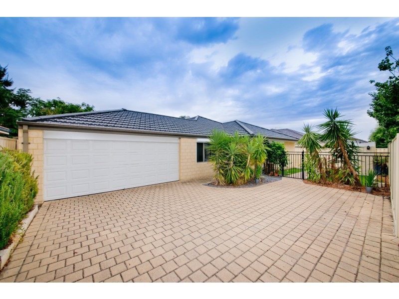 17A Raleigh Road, Bayswater WA 6053