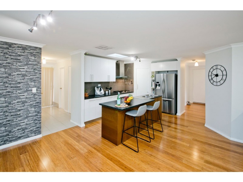 17A Raleigh Road, Bayswater WA 6053