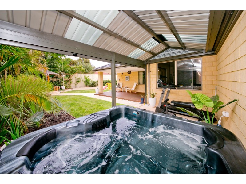 17A Raleigh Road, Bayswater WA 6053