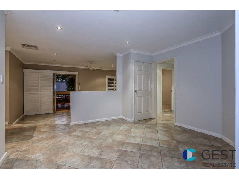 26 BRADBURY PLACE, Alexander Heights WA 6064