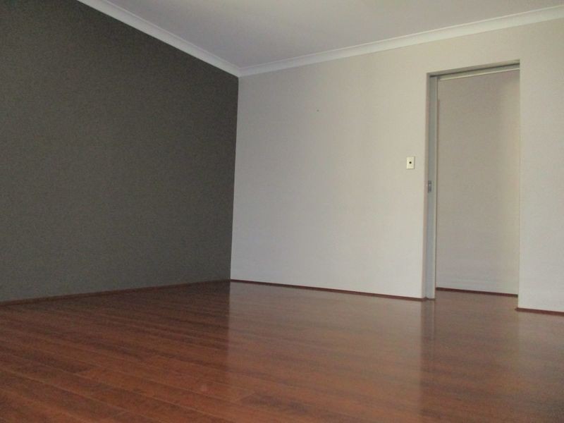 330 Illawarra Crescent, Ballajura WA 6066