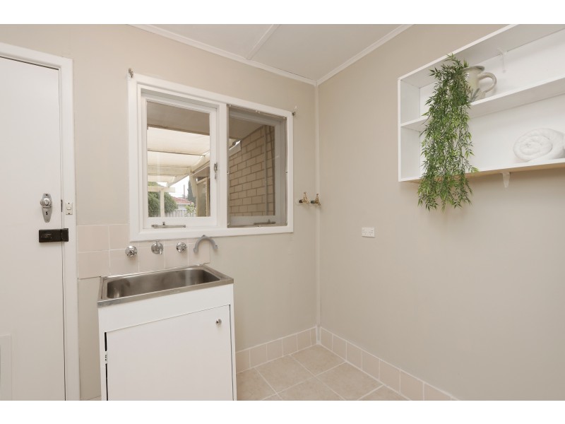 90 CASSERLEY AVENUE, Girrawheen WA 6064