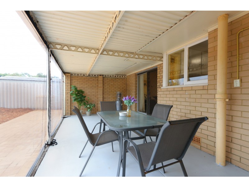 90 CASSERLEY AVENUE, Girrawheen WA 6064