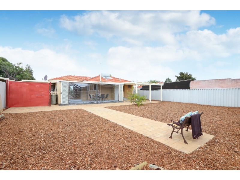 90 CASSERLEY AVENUE, Girrawheen WA 6064