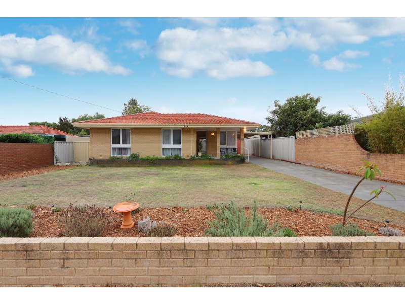90 CASSERLEY AVENUE, Girrawheen WA 6064