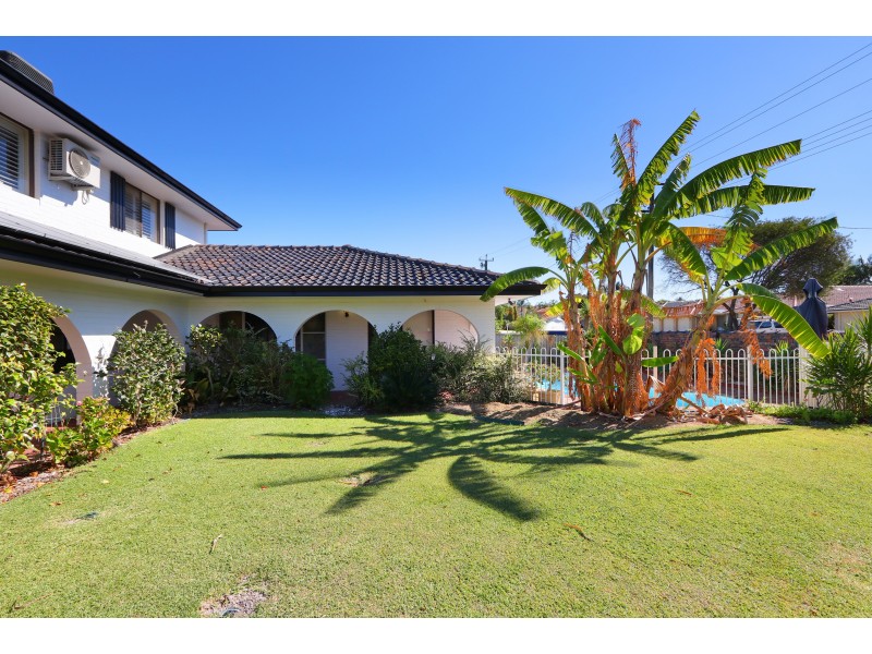 9 SALAR PLACE, Dianella WA 6059