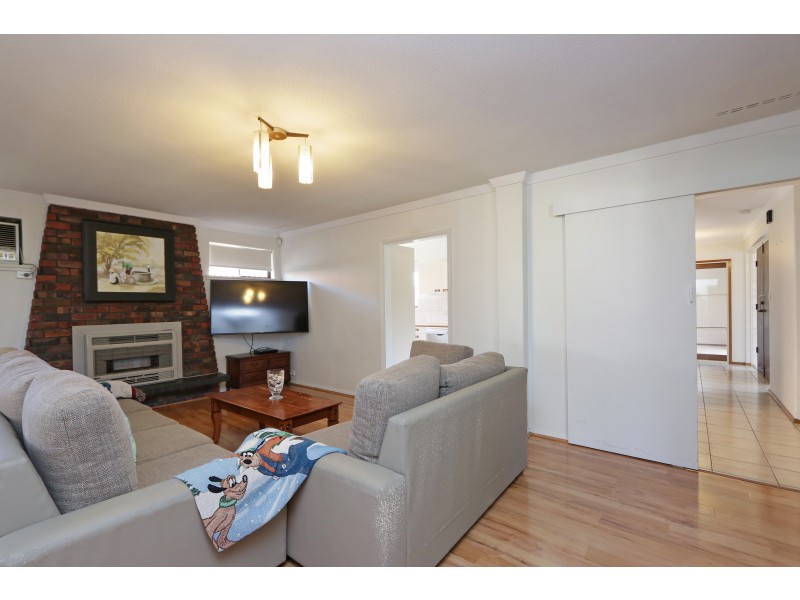 9 SALAR PLACE, Dianella WA 6059