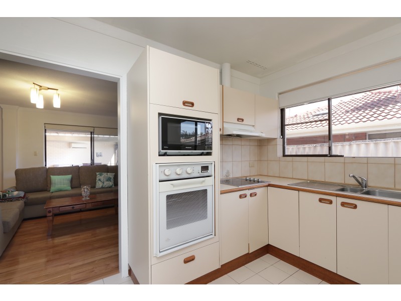 9 SALAR PLACE, Dianella WA 6059