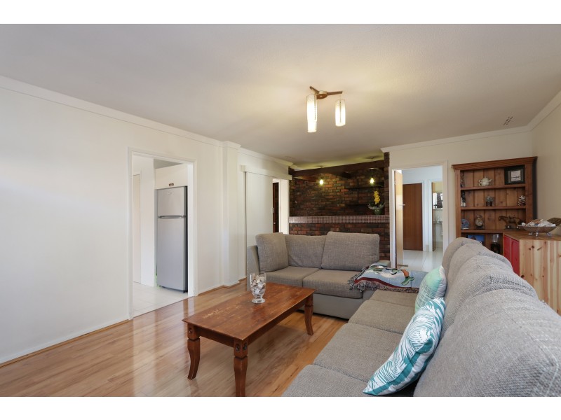 9 SALAR PLACE, Dianella WA 6059