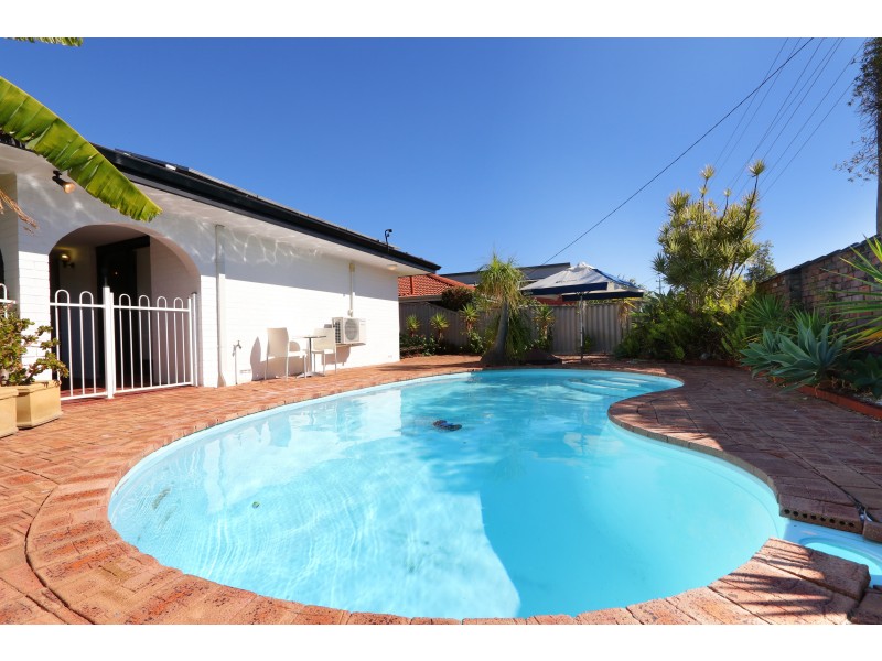 9 SALAR PLACE, Dianella WA 6059