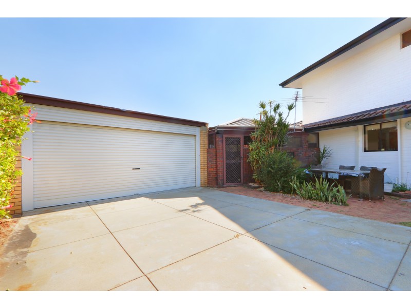 9 SALAR PLACE, Dianella WA 6059