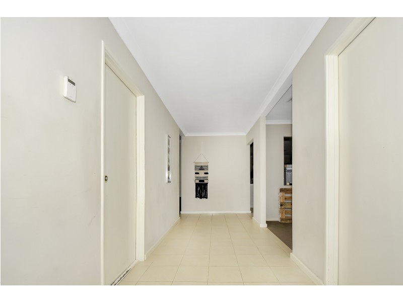 7 Vivante Loop, Landsdale WA 6065