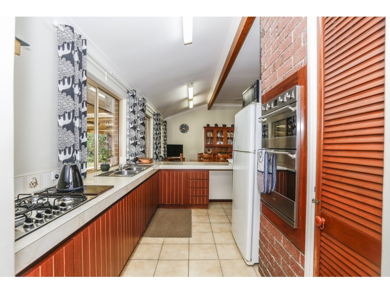 7 FALCON CLOSE, Ballajura WA 6066