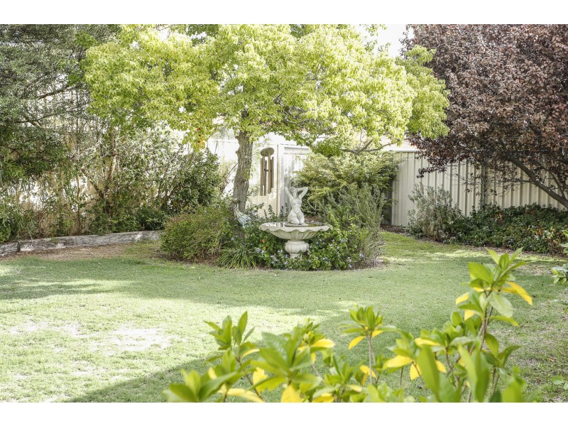 7 FALCON CLOSE, Ballajura WA 6066