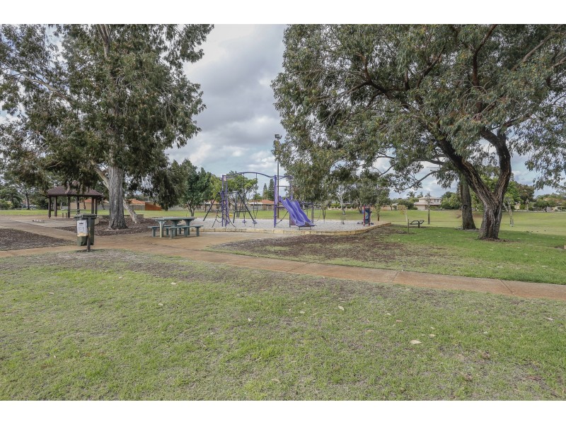 7 FALCON CLOSE, Ballajura WA 6066