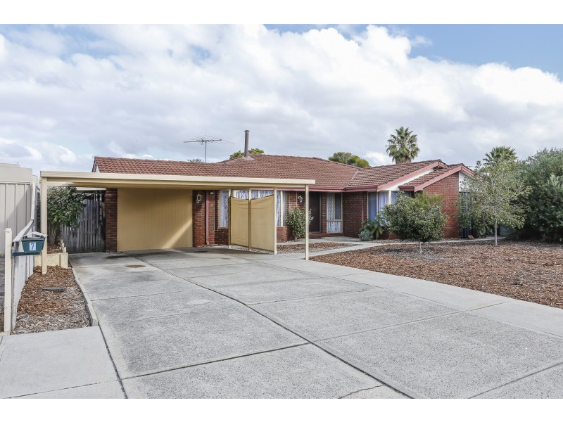 7 FALCON CLOSE, Ballajura WA 6066