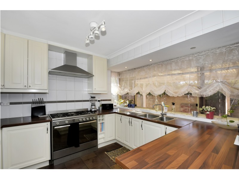 10 VARINA COURT, Alexander Heights WA 6064