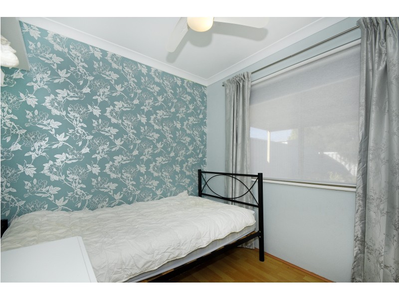 10 FREYLER COURT, Alexander Heights WA 6064